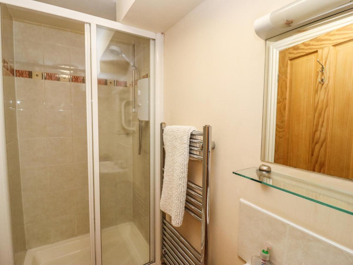 The Garden Apartment วิทบี ภายนอก รูปภาพ